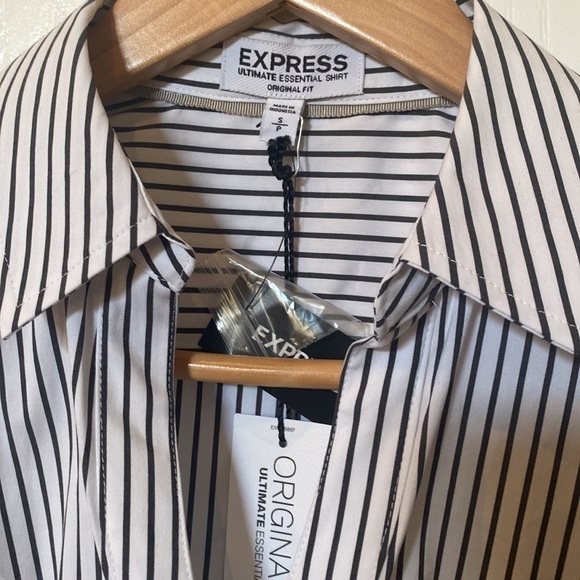 Express original fit size S black and white striped button-down shirt - Picture 2 of 5